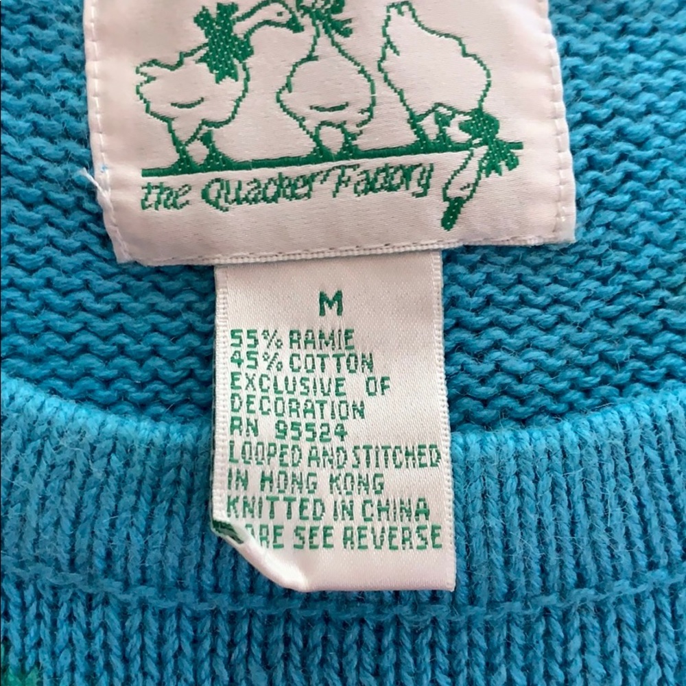 Adorable Quacker Factory Sweater Size Medium - image 2